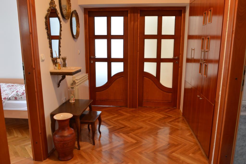 Apartment Sarah Bihać エクステリア 写真